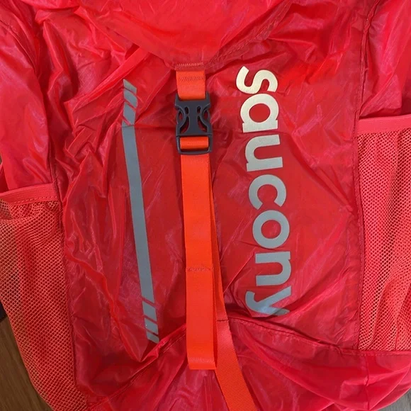 Saucony Speed of Lite Run Pack Backpack - Picture 7 of 8